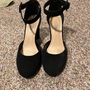 4/$25 Black suede block d’orsay heels